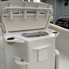 Sea Ray hunt ultra 211