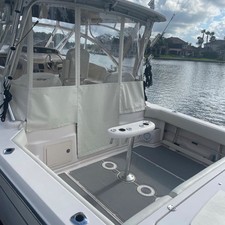 Grady-White Express 330