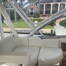 Grady-White Express 330