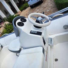 Avon Seasport 400 Deluxe