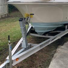 Pioneer 222 sport fish