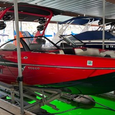 Malibu Wakesetter 22 VLX