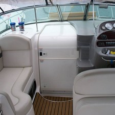 Chaparral 330 Signature
