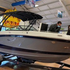 Sea Ray SDX 270 OB