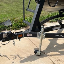 Sun Tracker Fishin Barge 22 DLX