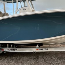 Angler Pro Boats 2900 center console