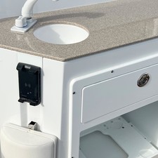 Sea Ray hunt ultra 211