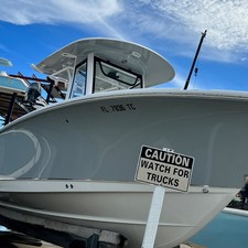 Sea Ray hunt ultra 211