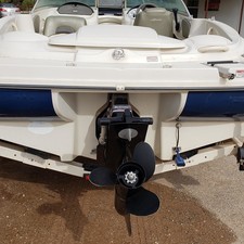 Sea ray 260 bow rider select