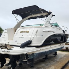 Chaparral 330 Signature