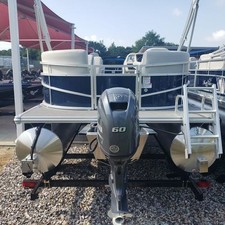 Sunchaser Boats Oasis 18 Fish