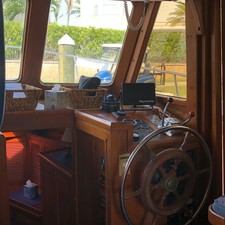 Marine trader 34 dc