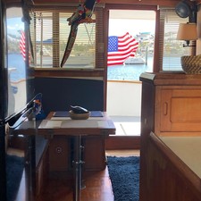 Marine trader 34 dc