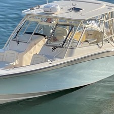 Grady-White Freedom 335