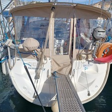 Bavaria 37