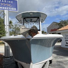 Sea Ray hunt ultra 211