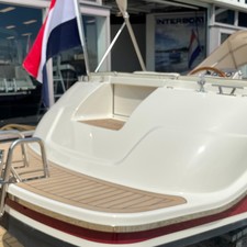 Interboat intender 650