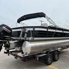 Larson LX 850 Classic SF