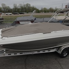 Stingray 212SC