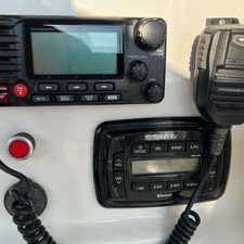 Sea Ray hunt ultra 211