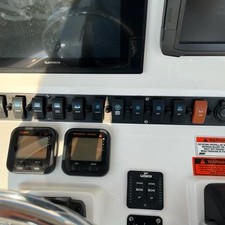 Sea Ray hunt ultra 211