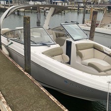 Regal 2700 Bowrider