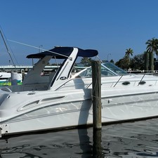 Sea Ray 410 Express Cruiser