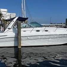 Sea Ray 410 Express Cruiser