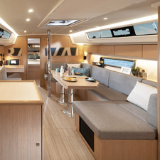 Bavaria C42