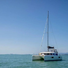 Lagoon 42 - 4 + 1 cab.