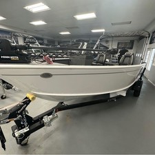 Lund Boats 1775 Impact SS