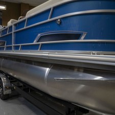 Starcraft Marine EX 22 R