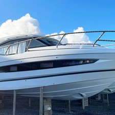 Jeanneau NC 37