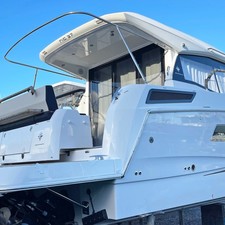 Jeanneau NC 37