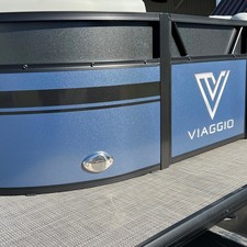 60 x 16 tri-toon passenger vessel