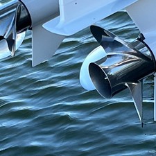 Grady-White Freedom 307