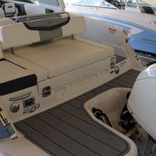 Chaparral 270 OSX