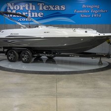 Hurricane 201 sundeck sport