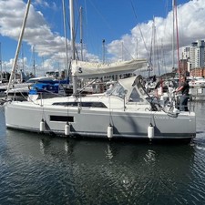 Beneteau Oceanis 30.1