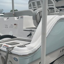 Sea Fox 228 Commander