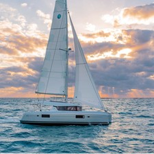 Lagoon 42