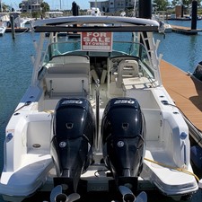Boston Whaler 270 Vantage