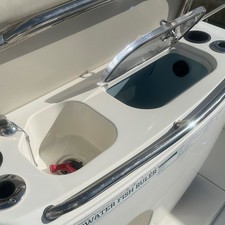Boston Whaler 270 Dauntless