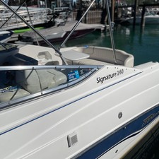 Chaparral 240 Signature