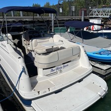 Chaparral 240 Signature