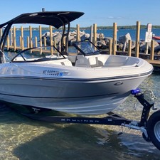 Bayliner VR5 BOWRIDER