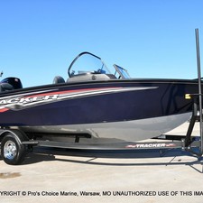 Tracker Targa V-18 Combo