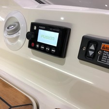 Sea Ray SDX 270 OB