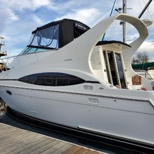 Carver 36 Mariner