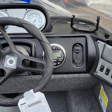 Lund Boats 1650 Rebel XS SS